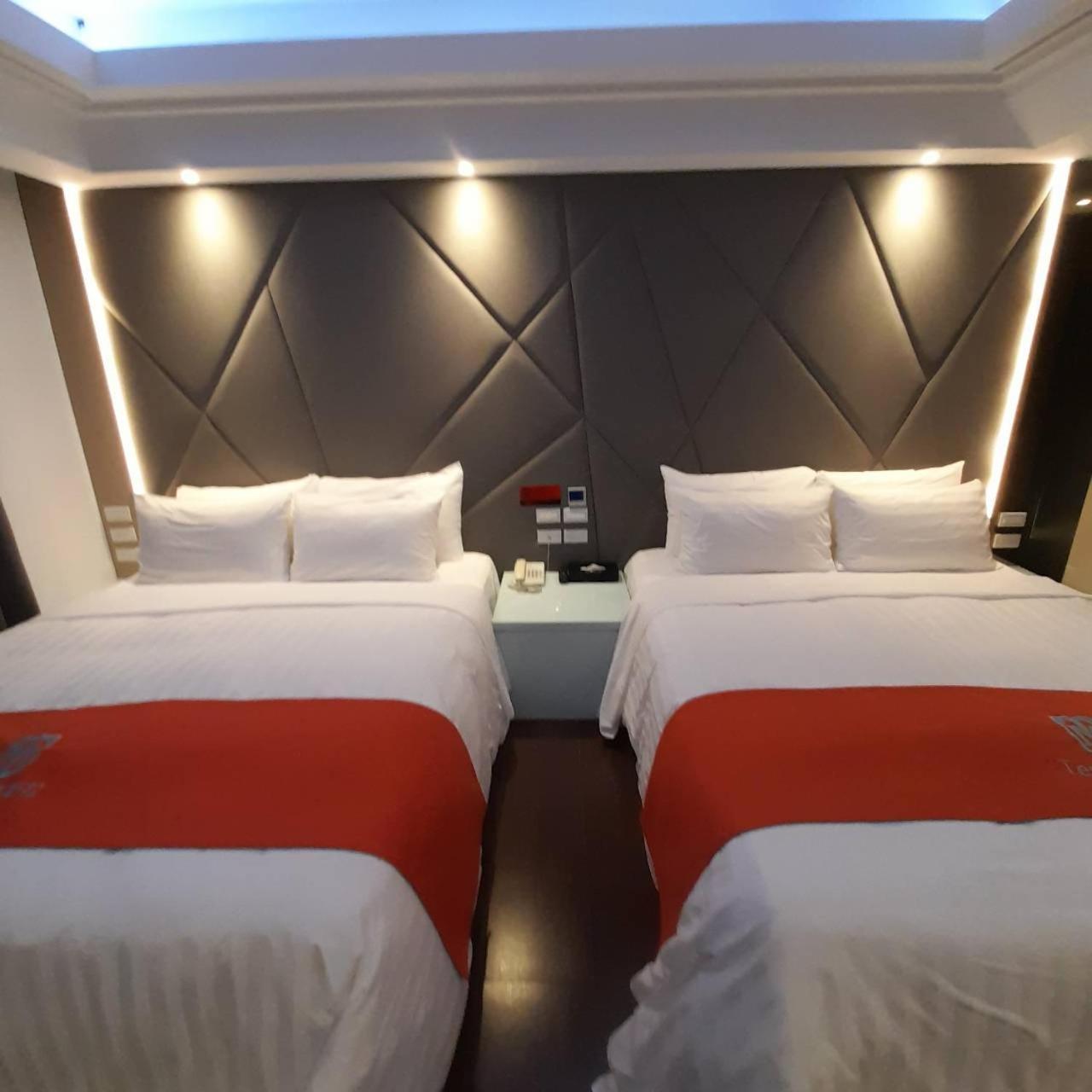 King Motel王者 桃園市旅館177號 Dış mekan fotoğraf