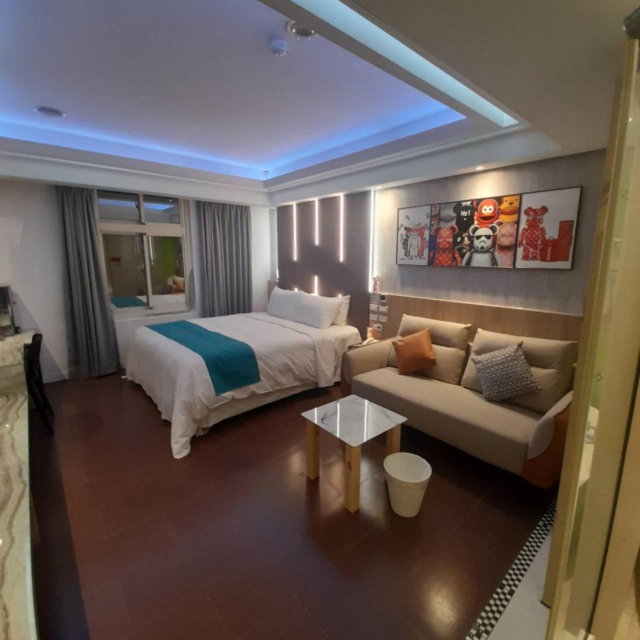 King Motel王者 桃園市旅館177號 Dış mekan fotoğraf