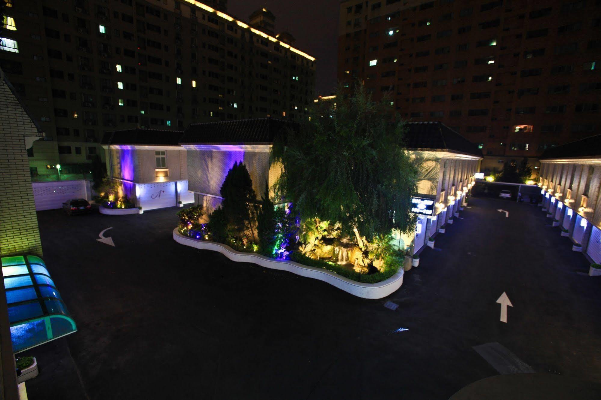 King Motel王者 桃園市旅館177號 Dış mekan fotoğraf